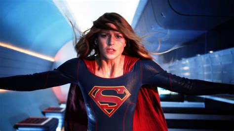 Supergirl season finale: Unpacking the final scene