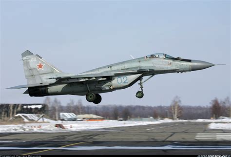 Mikoyan-Gurevich MiG-29 (9-13) - Russia - Air Force | Aviation Photo #2672301 | Airliners.net