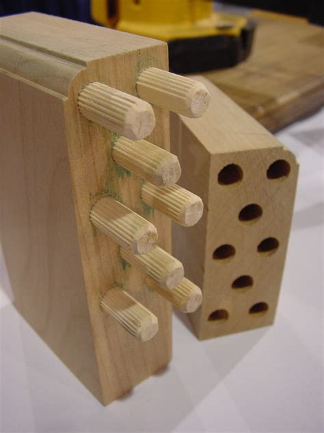 WOODWORKING: Dowel Joints Simple, Effective & Invisible