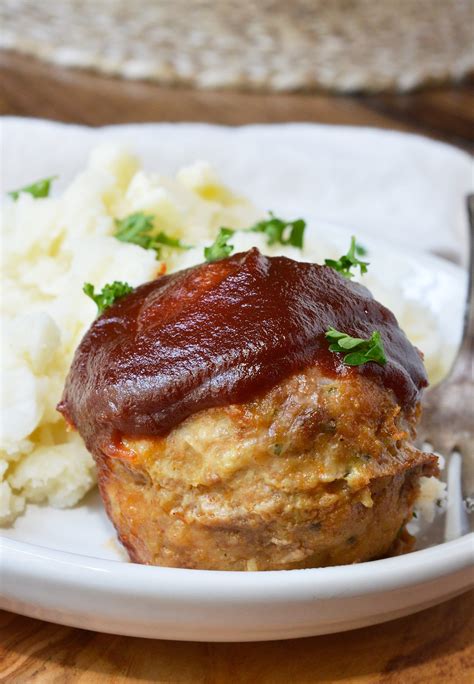 Glazed Meatloaf Muffins - WonkyWonderful