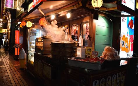 A Guide to Exploring Tokyo's Night Markets - Cheapest Vacations | Cool ...