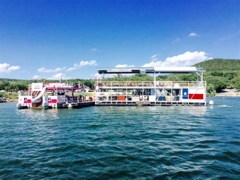 Beachfront Boat Rentals - Lake Travis Party Barges - LakeTravis