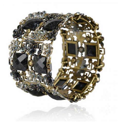 Vintage Square Cuff Bracelet - from category Bracelets (Trendi ...