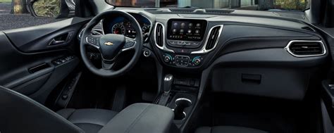 2021 Chevy Equinox Interior Features and Space | Suburban Chevrolet