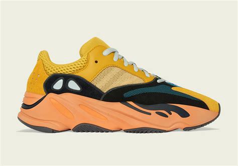 adidas Yeezy Boost 700 Sun GZ6984 Release Date | SneakerNews.com