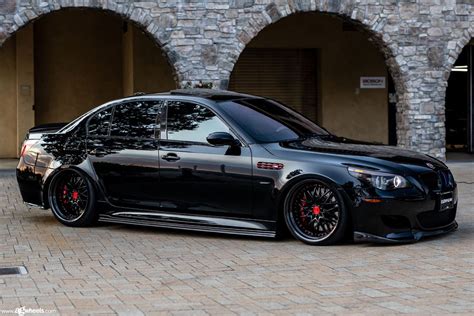 Avant Garde Wheels | BMW E60 M5 | AG SR10 Gloss Black