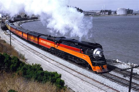 Southern Pacific #4449 "Daylight": Schedule, Whistle, Train