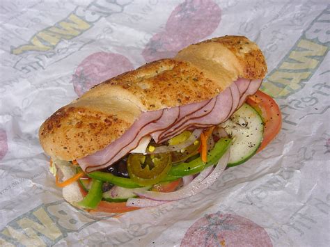 File:Subway 6-inch Ham Submarine Sandwich.jpg - Wikimedia Commons