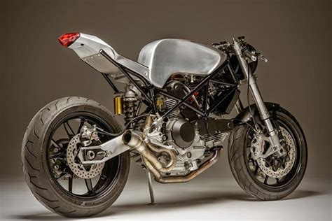 Custom Ducati 900SS | Atom Bomb - Grease n Gas