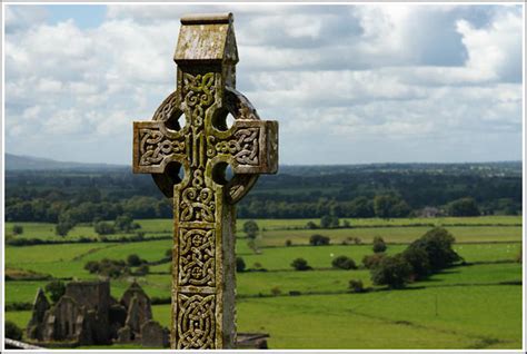 History of Ireland: Early Medieval Ireland, the Land of Saints and Scholars | HubPages