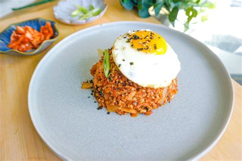 Is Kimchi Fried Rice Healthy? (Healthy Kimchi Fried Rice Recipe) - Fitsian Food Life