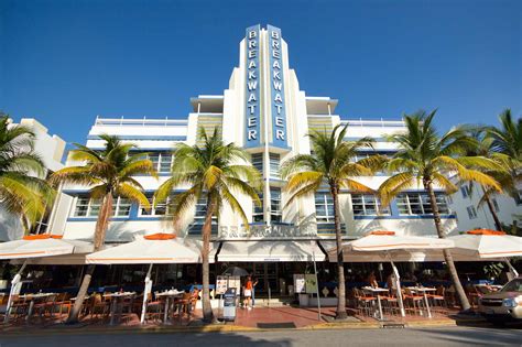 Art Deco Walking Tour - ENJOY MIAMI BEACH