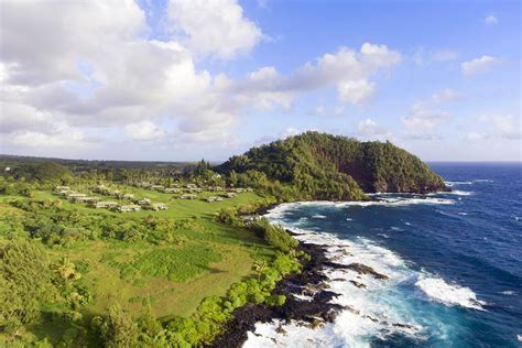 A visual journey along Maui's breathtaking Hana Coast - Hawaii Magazine