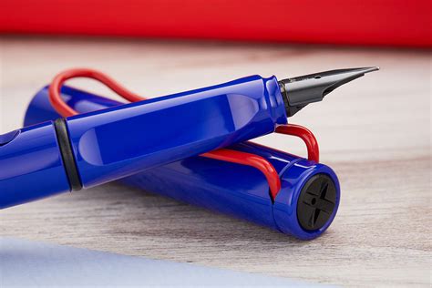 LAMY safari fountain pen - blue/red (limited production) - The Goulet Pen Company