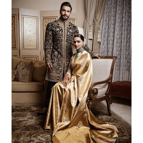 Ranveer-Deepika's ELEGANT ROYAL LOOK for their Reception is PRICELESS ...