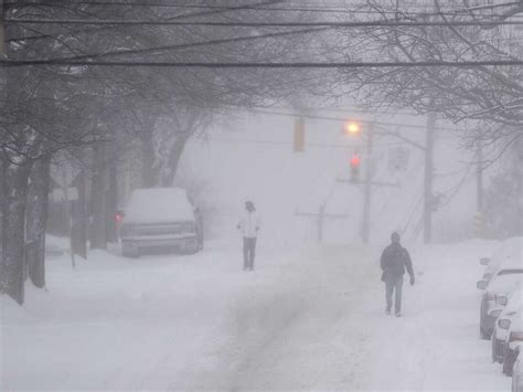 Winter storm hits parts of northeast U.S. with foot of snow : NPR