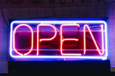 Picture of Classic Neon Open Sign — Free Stock Photo