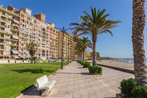 10 Best Beaches in Valencia - What Sandy Beaches Make Valencia Famous? - Go Guides