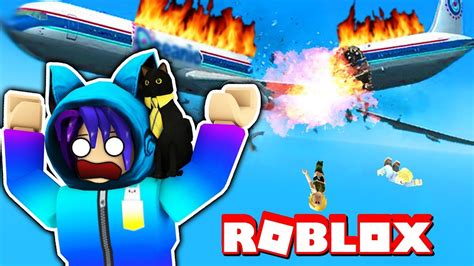 ESCAPE FROM A PLANE CRASH In Roblox! - YouTube