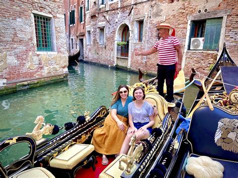 How Much Does a Gondola Ride in Venice Cost? | i Heart Italy