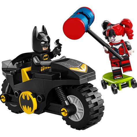 First official images of LEGO DC 76220 Batman versus Harley Quinn