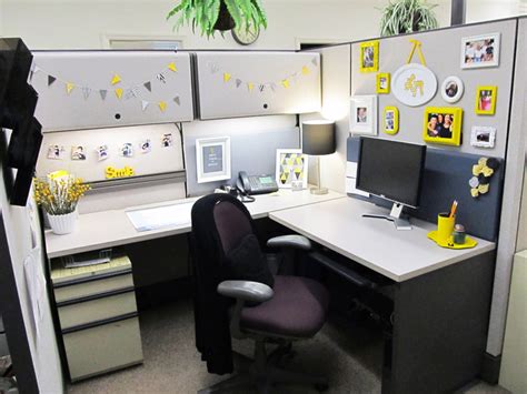 20 Cubicle Decor Ideas to Make Your Office Style Work as Hard as You Do