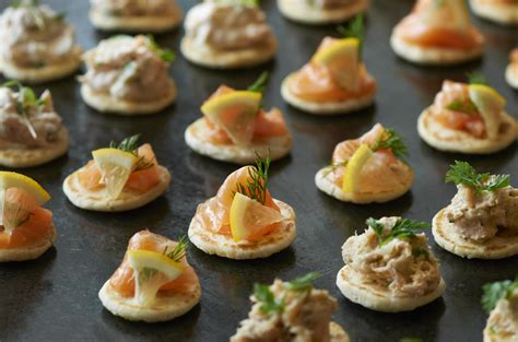 Smoked salmon canape recipes - The John Ross Jr Blog