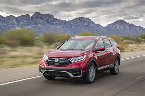 2021 Honda CR-V Hybrid Review Proves It's One of the Best Hybrid SUVs You Can Buy