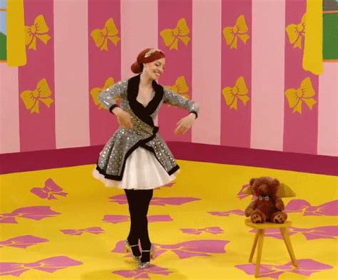 Dancing Ballet Emma Watkins GIF - DancingBallet EmmaWatkins TheWiggles - Discover & Share GIFs