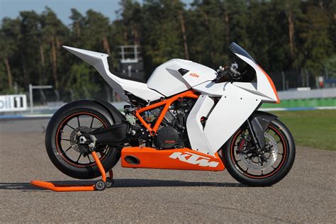 KTM RC8 1190 specs, lap times, performance data - FastestLaps.com