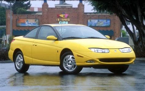 2002 Saturn S-Series Review & Ratings | Edmunds