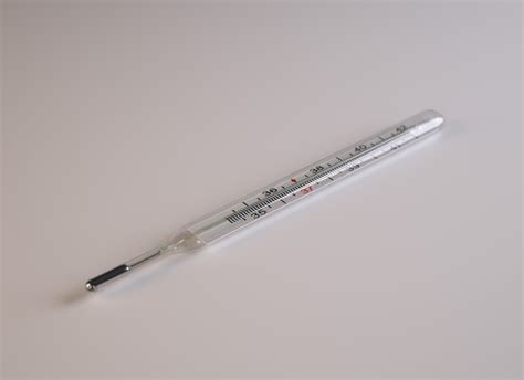 Why is a mercury thermometer used to measure body temperature? - My Q/A Corner