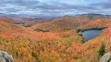 New York Fall Foliage At Its Finest: See It In The Adirondacks