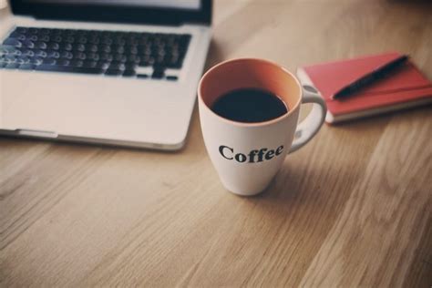 4 Tips on Using Logo Coffee Mugs to Promote Business