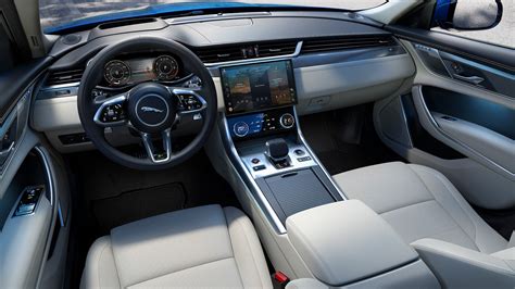 Jaguar XF | Gallery Interior | Jaguar Lebanon