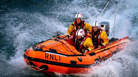 The RNLI in Cornwall - Down The Cove