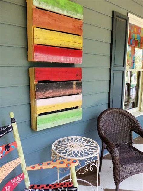 20+ Recycled Pallet Wall Art Ideas for Enhancing Your Interior