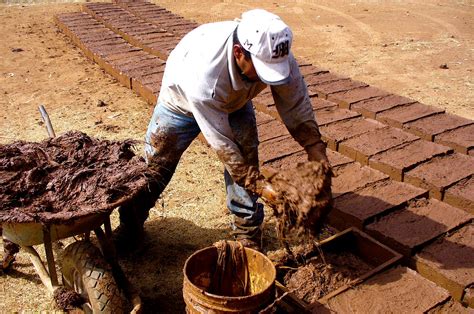 Alt. Build Blog: Making Adobe Bricks In Patzcuaro, Michoacan