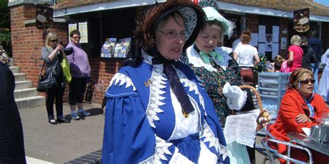 Welcome to the Broadstairs Dickens Festival website