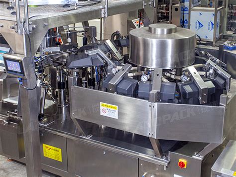 High-Speed Food Rotary Vacuum Packaging Machine