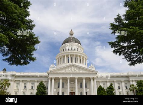 Sacramento Capitol Building Stock Photo - Alamy