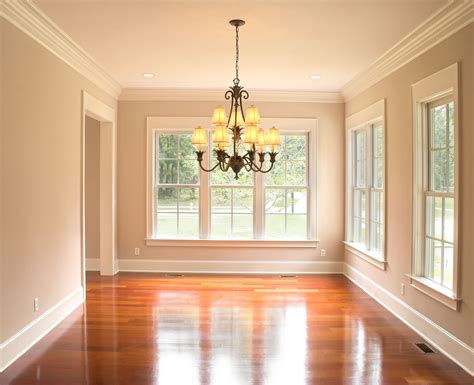 5 Thoughtful Crown Molding Ideas for Any Room