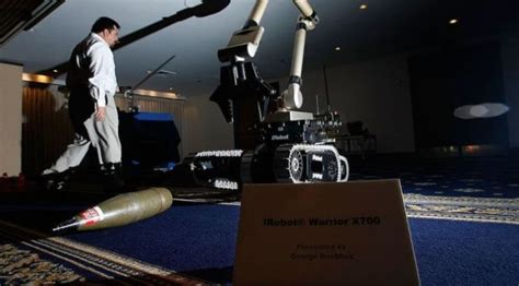 China, US race to unleash killer AI robot soldiers as military power hangs in balance: experts ...