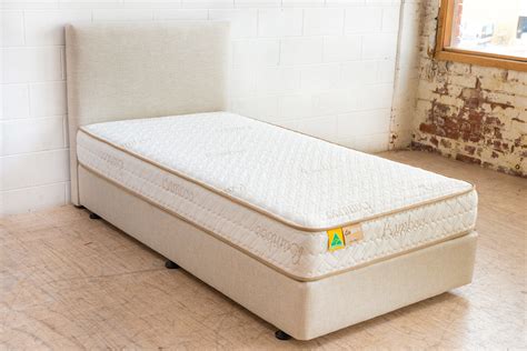 Best Mattress 2014 - The Best Sleeping Positions For Lower Back Pain ...