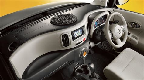 Nissan cube photos interior