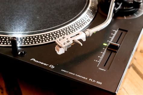 Pioneer PLX-500 review: A turntable for vinyl n00bs and Technics-loving DJs alike | Ars Technica