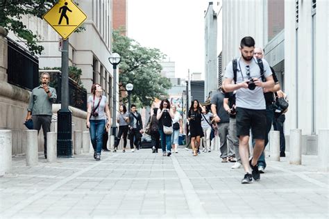 Free picture: street, people, crowd, road, sidewalk, tourist, walking