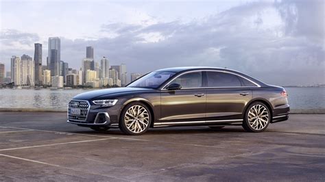 Audi A8 L 2023 | SUV Drive