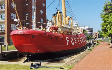 Portsmouth Naval Shipyard and Lightship Museum :: McPherson Design Group