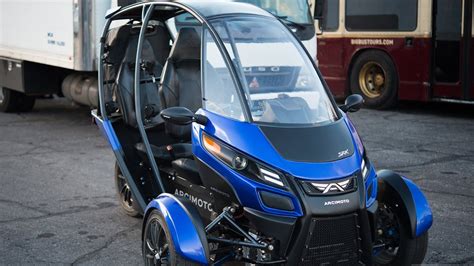 Arcimoto SRK: a crazy, street-legal electric trike - YouTube